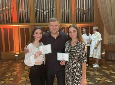 Голова Рівненської ОДА нагородив студенток факультету кібернетики МЕГУ  